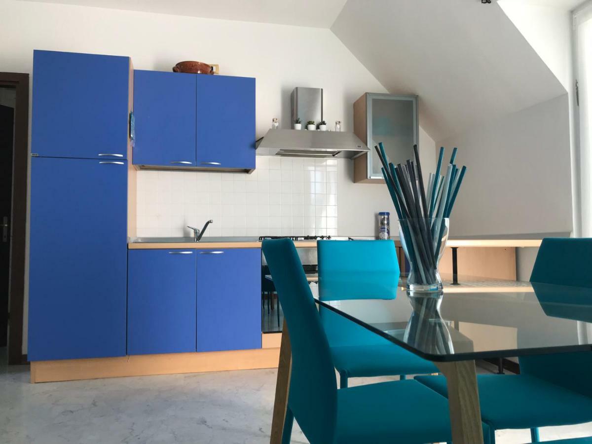 La Magnolia Apartments Violet ديسينسانو ديل غاردا المظهر الخارجي الصورة